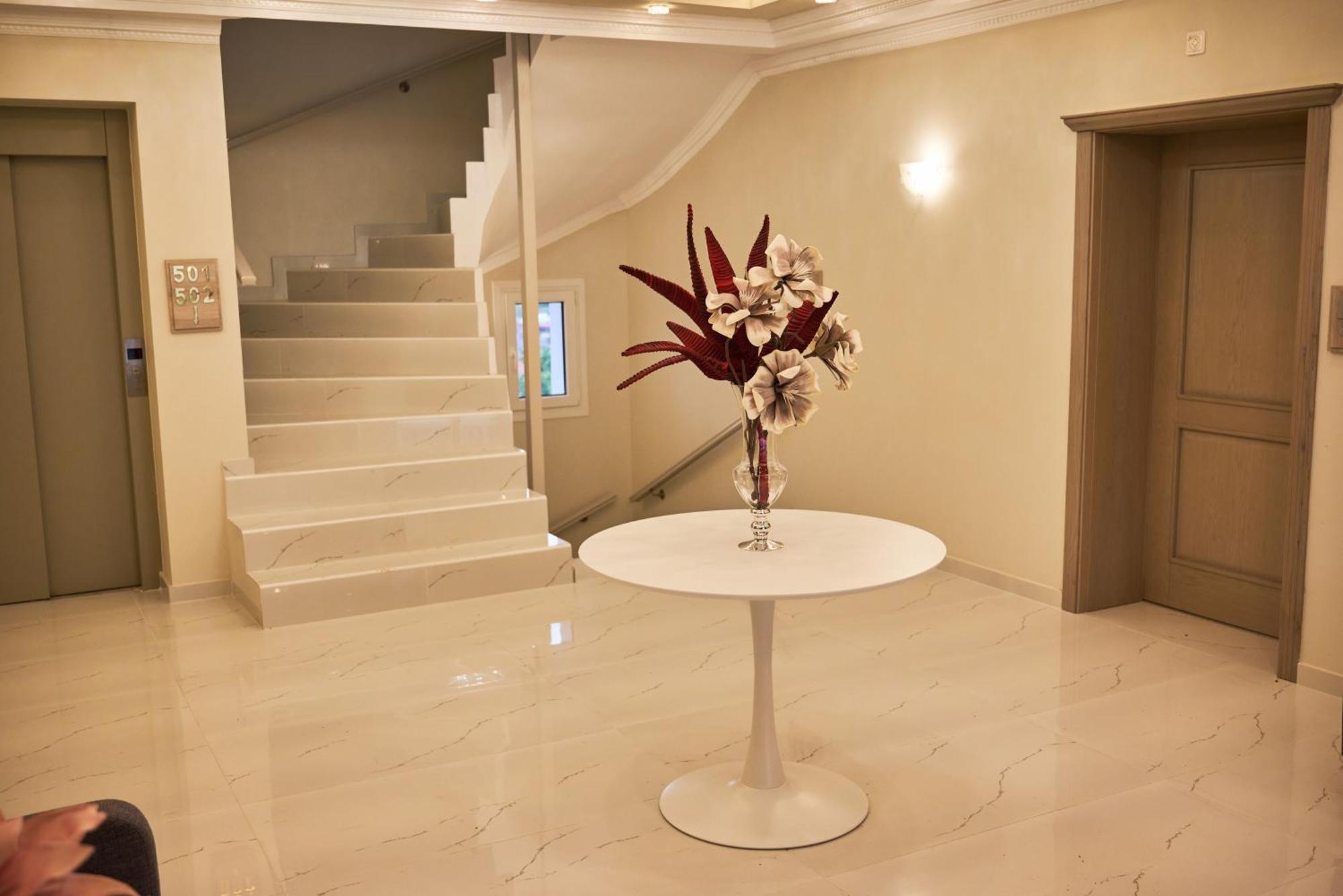 Aparthotel Famissi Sofita 7 Kalambaka Exterior foto